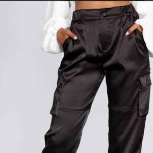 Missguided Womens Black Satin High Rise Cargo Joggers Pants Size 8